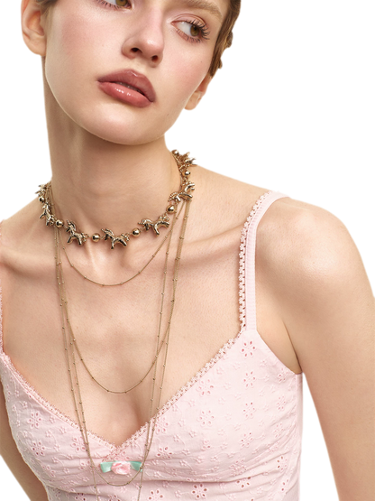 Embossed Pony Clavicle Necklace
