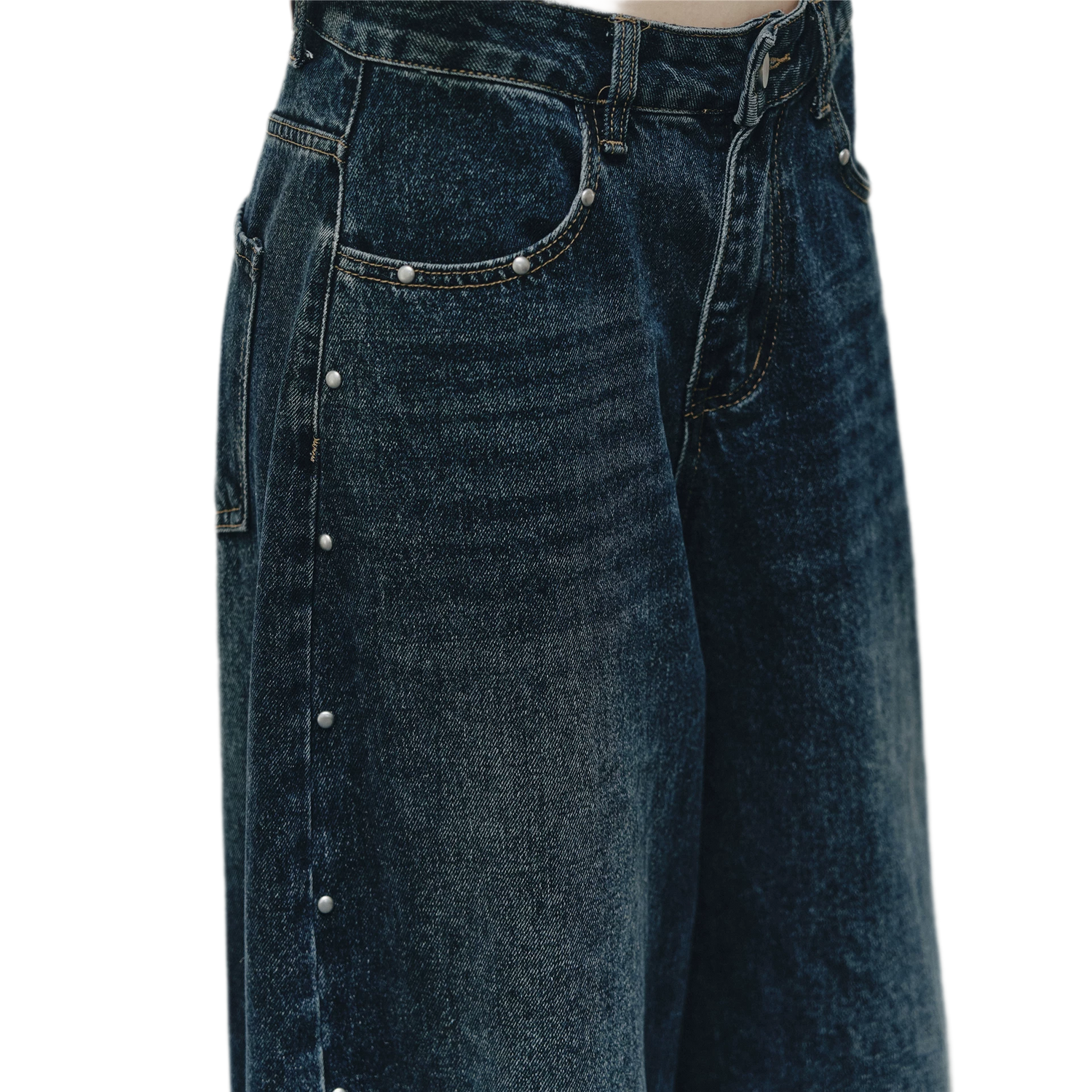 Washed Rivet Curved-Leg Jeans