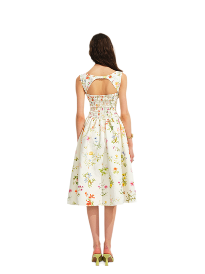 Robe de vacances fleurie peinte à la main