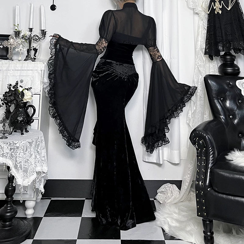 Bộ ren nhung Gothic