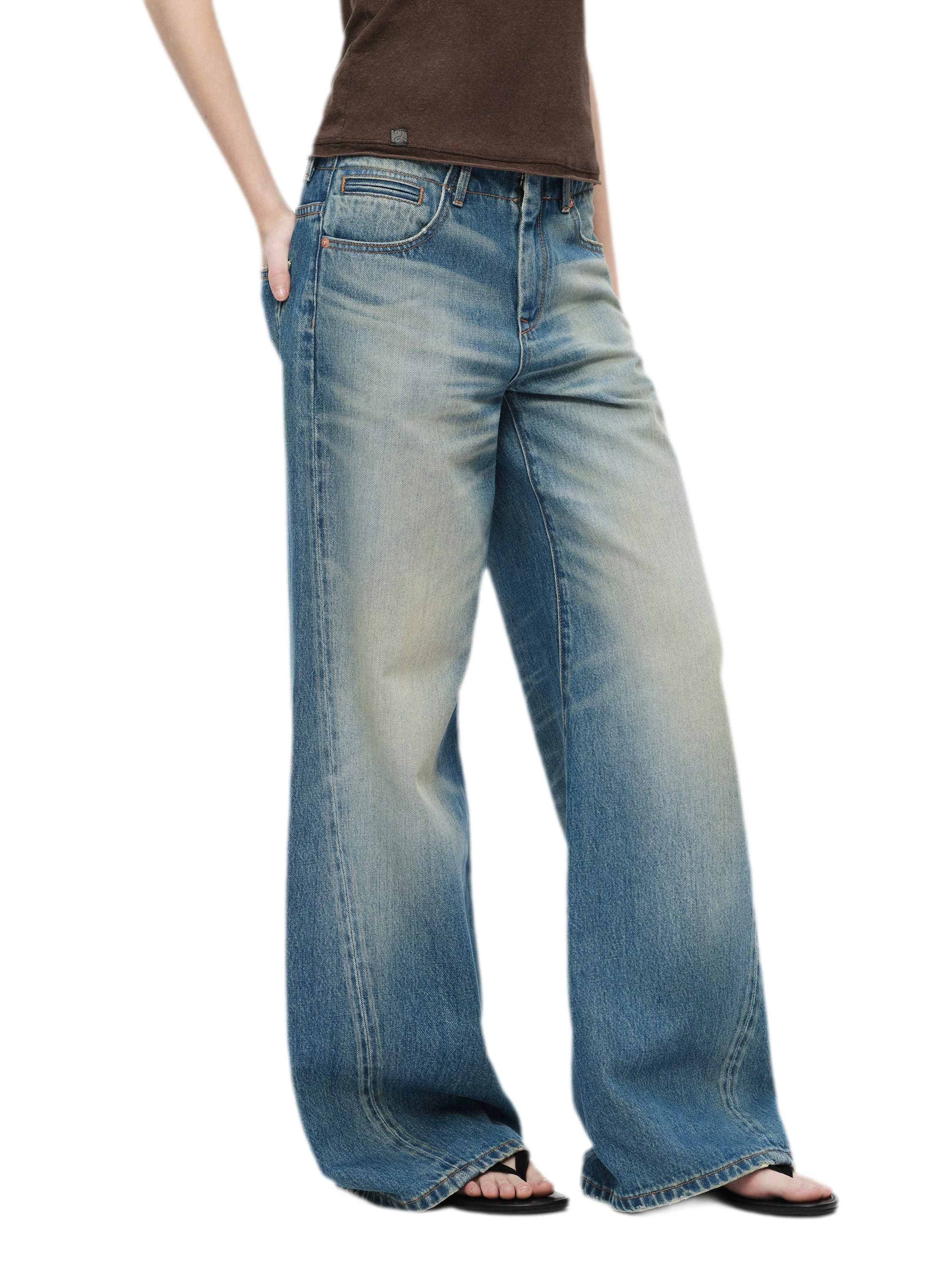 Vintage Wash Wide Jeans