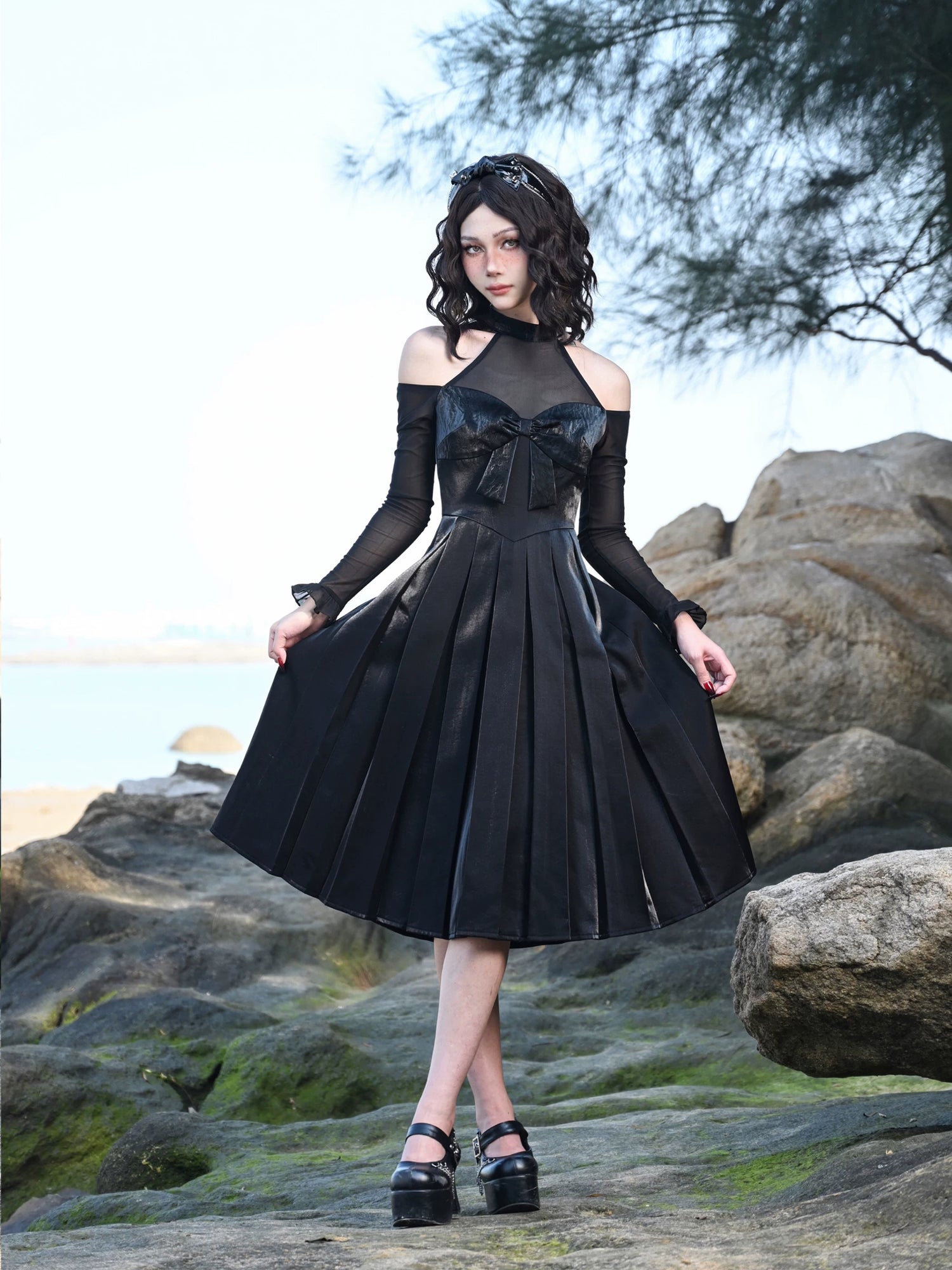 Glossy Halter Pleated Midi Dress