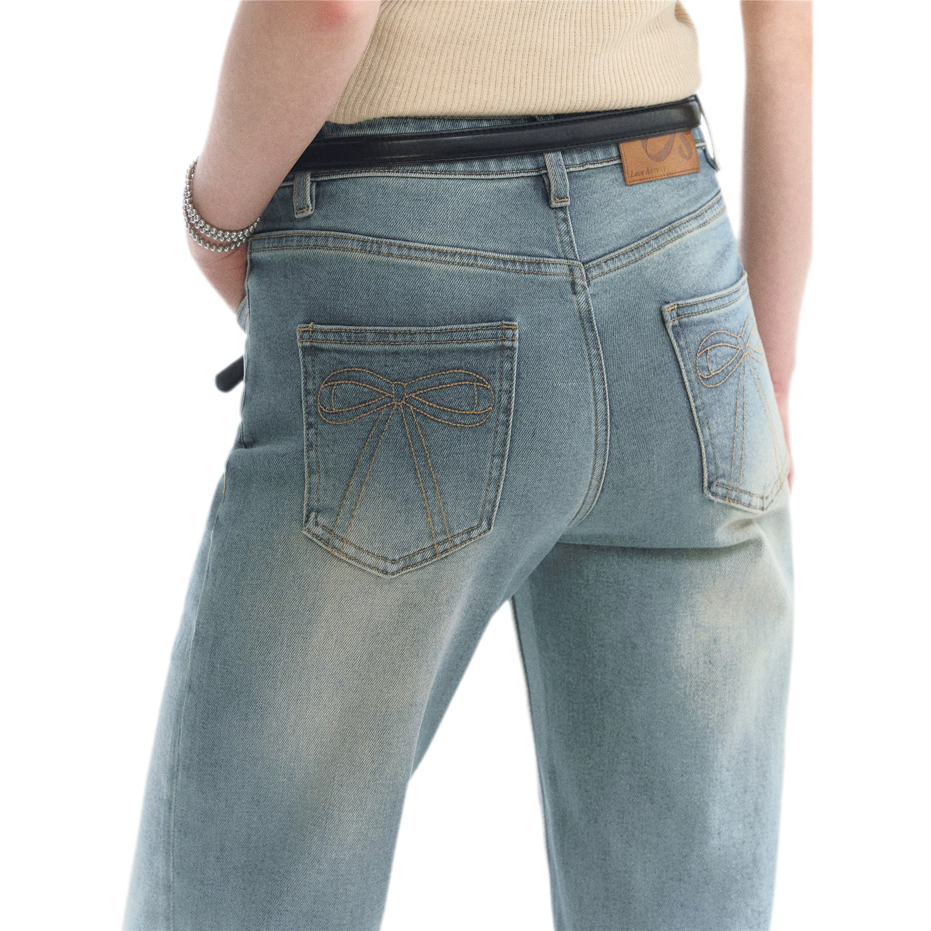 Washed Bow Embroidery Jeans