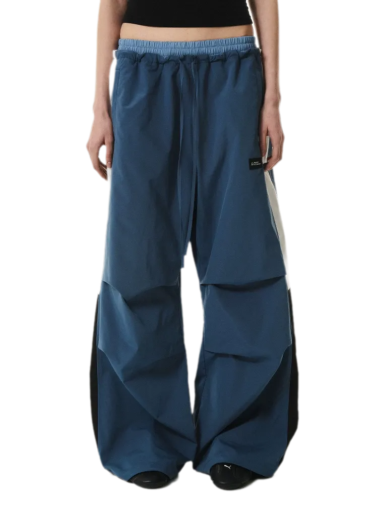 Pleated Contrast Wide-Leg Pants