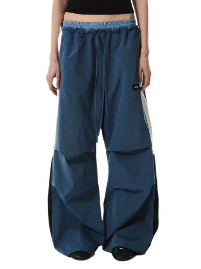 Pleated Contrast Wide-Leg Pants