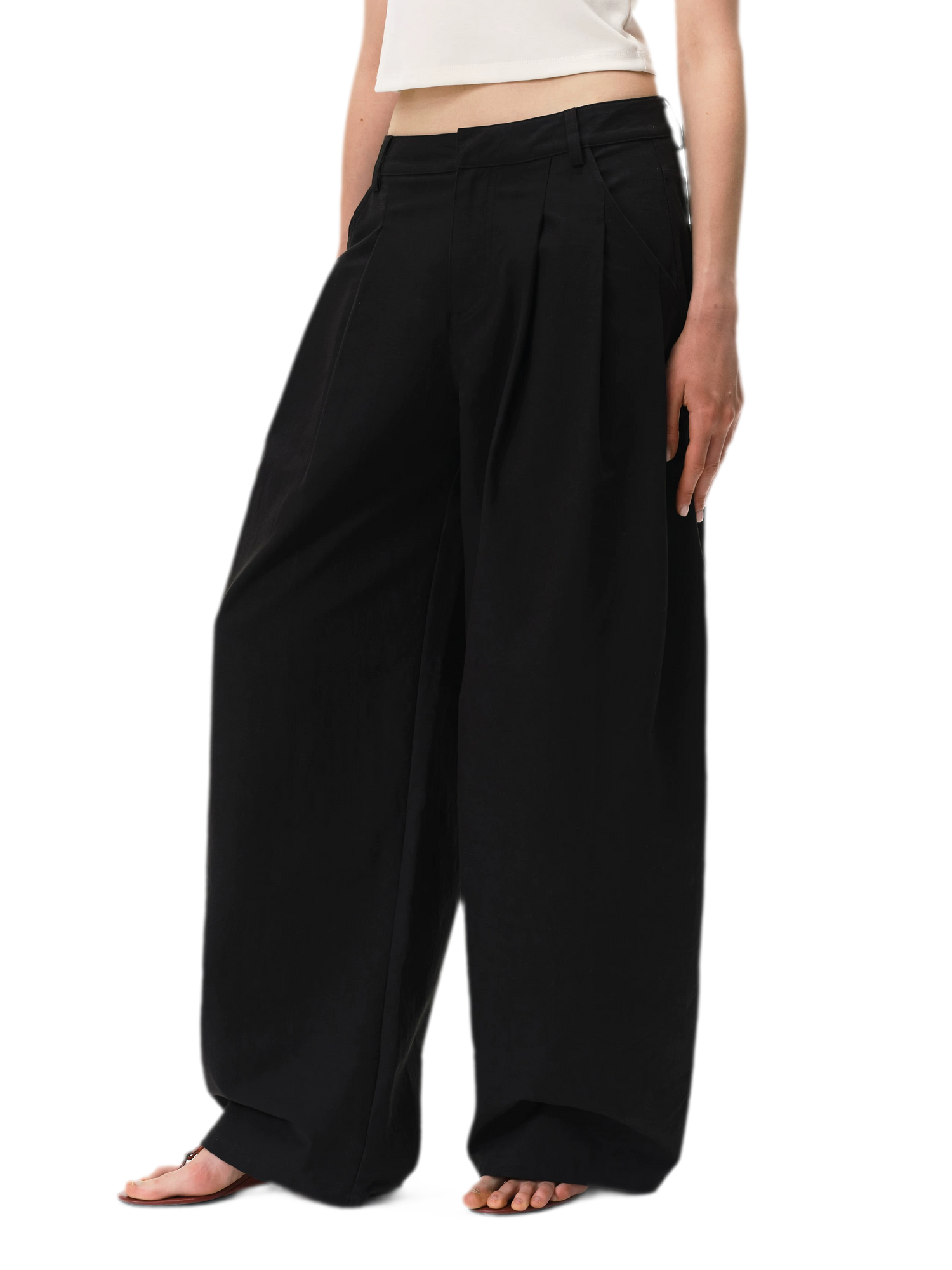 Curved Linen-Blend Pants