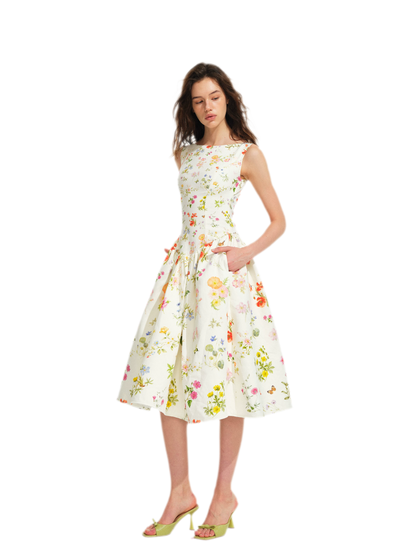 Robe de vacances fleurie peinte à la main
