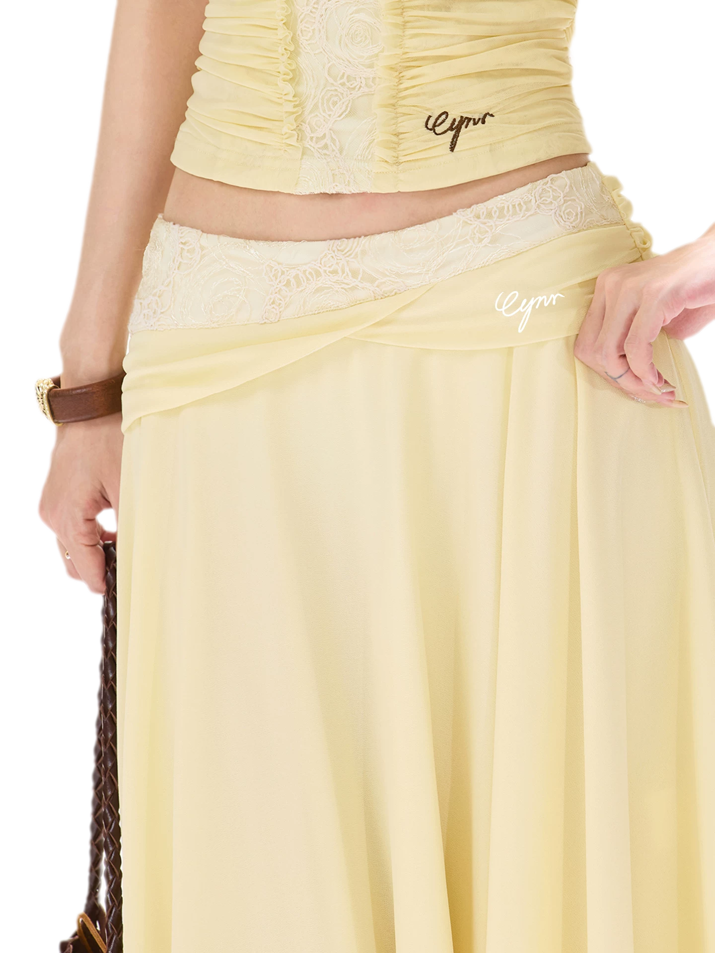 Lace Panel Irregular Skirt
