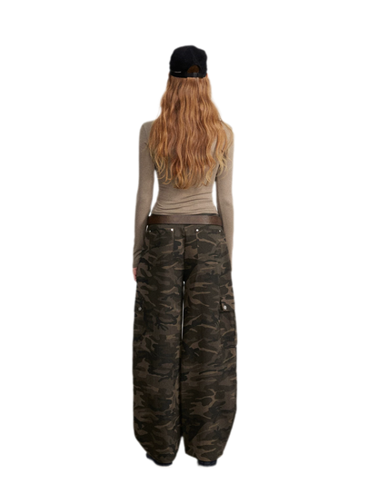 Vintage Curved-Leg Cargo Pants