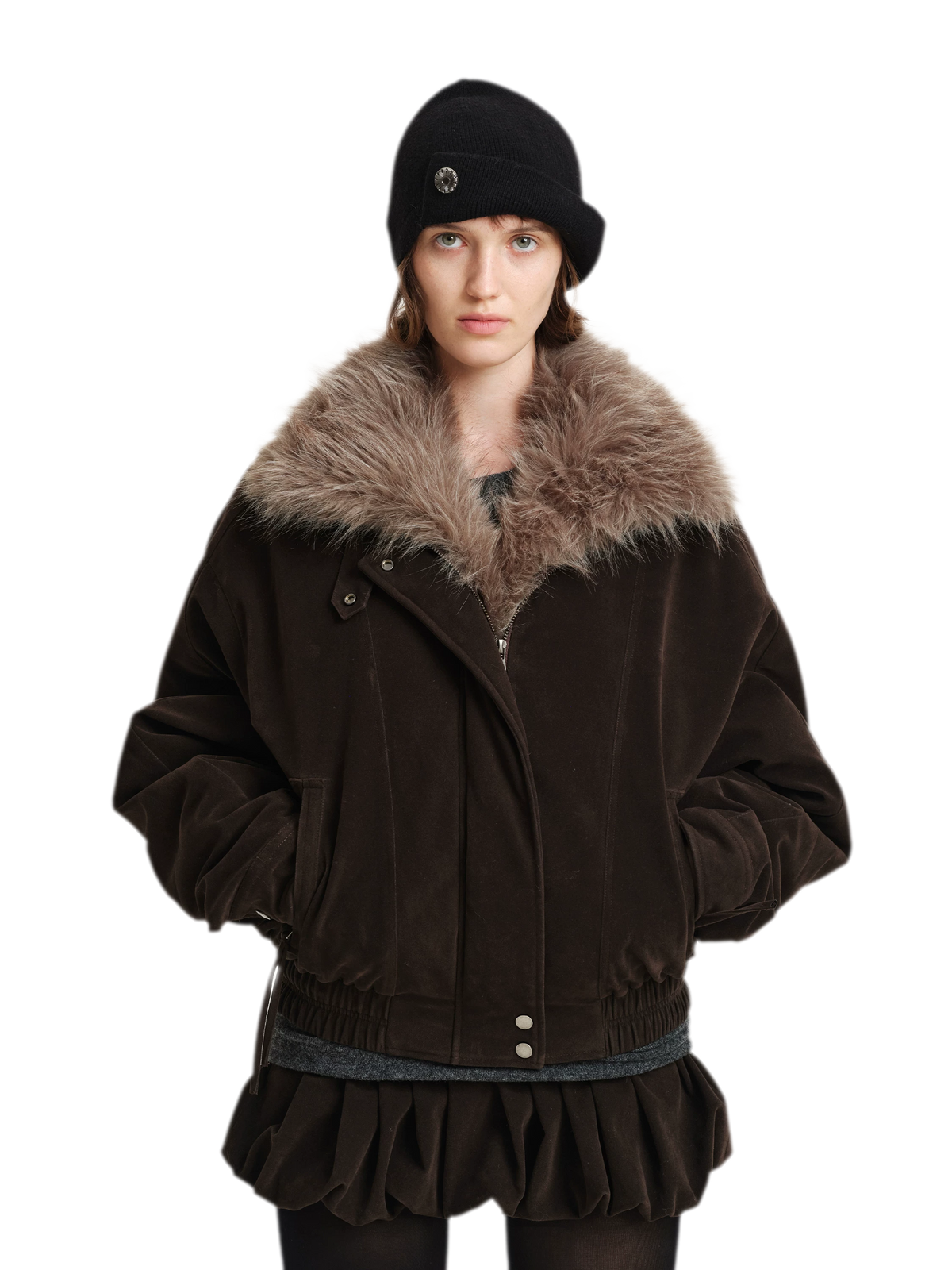 Cappello in lana con pompon e visiera