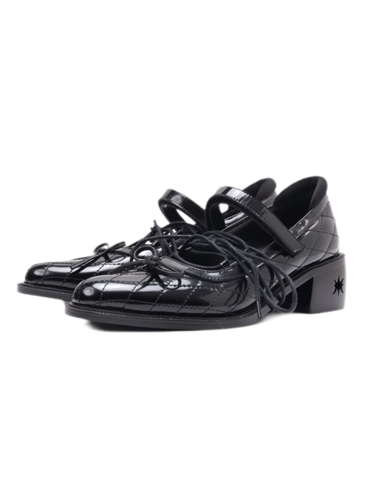 Zapatos Mary Jane acolchados con cordones