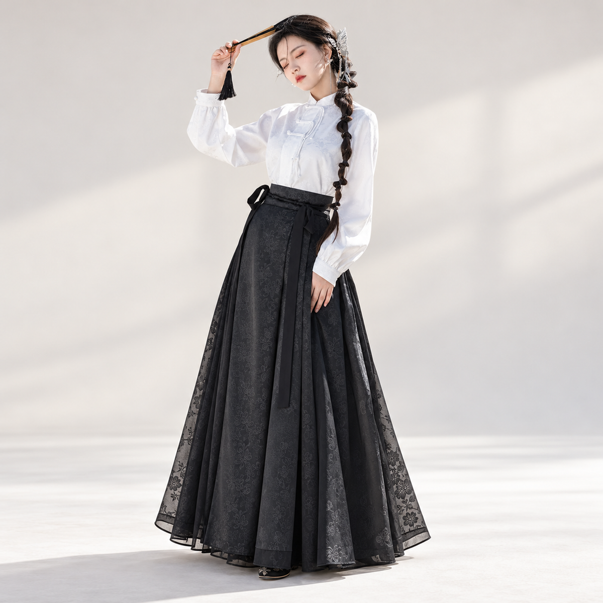 墨白 Ink White Jacquard Asymmetrical Stand-Collar
