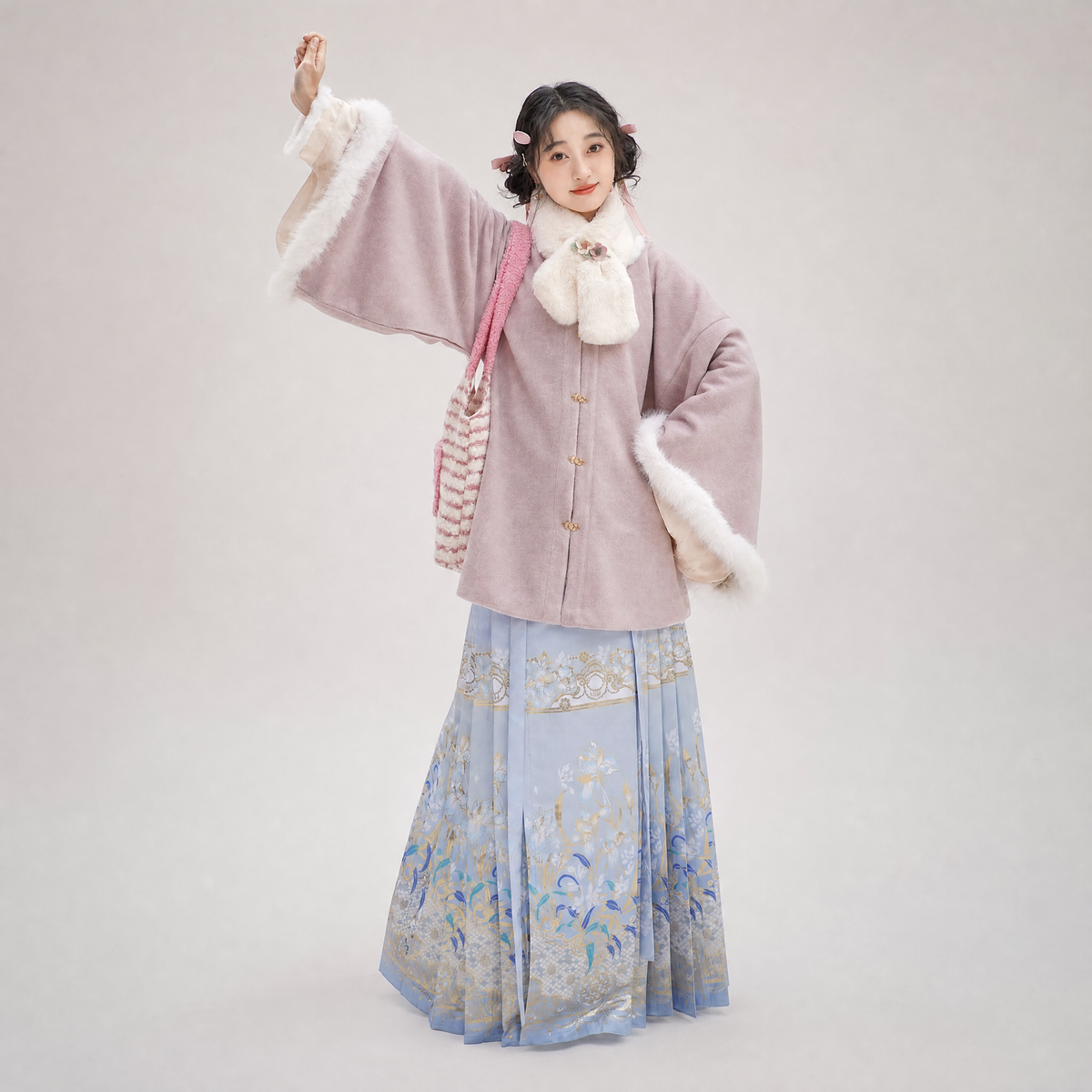 春雪 Spring Snow Ming-Style Set