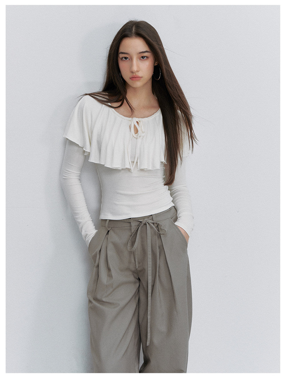 Bow Pleat Wide-Leg Pants