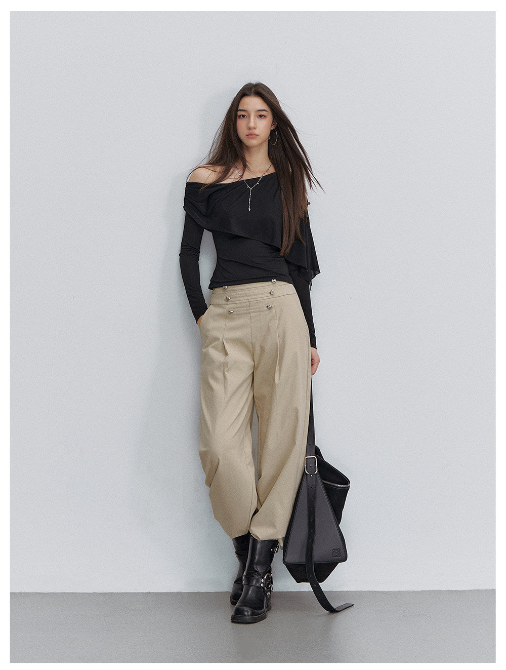 Textured Pleated Wide-Leg Pants