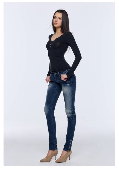 Slim V-Neck Knit Top