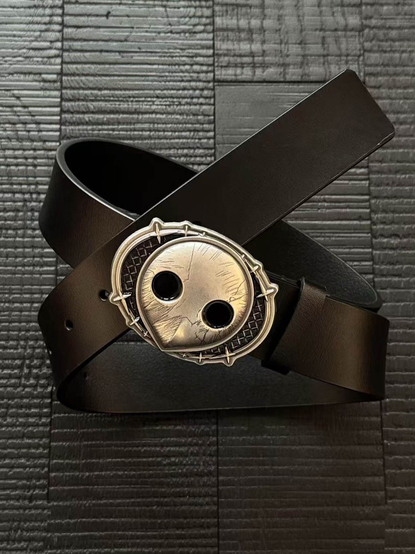 Molded Alloy Buckle Leather Belt