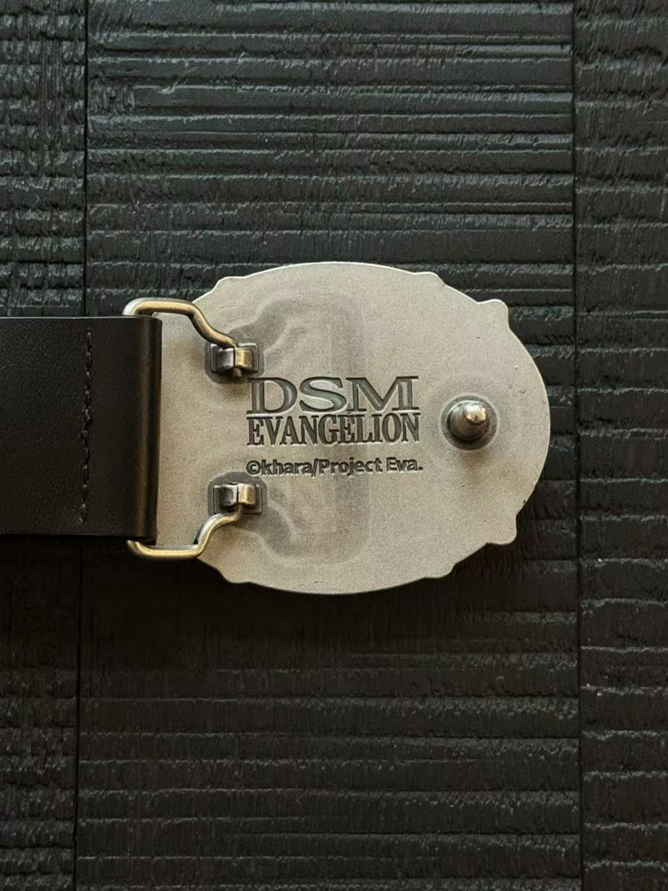 Molded Alloy Buckle Leather Belt