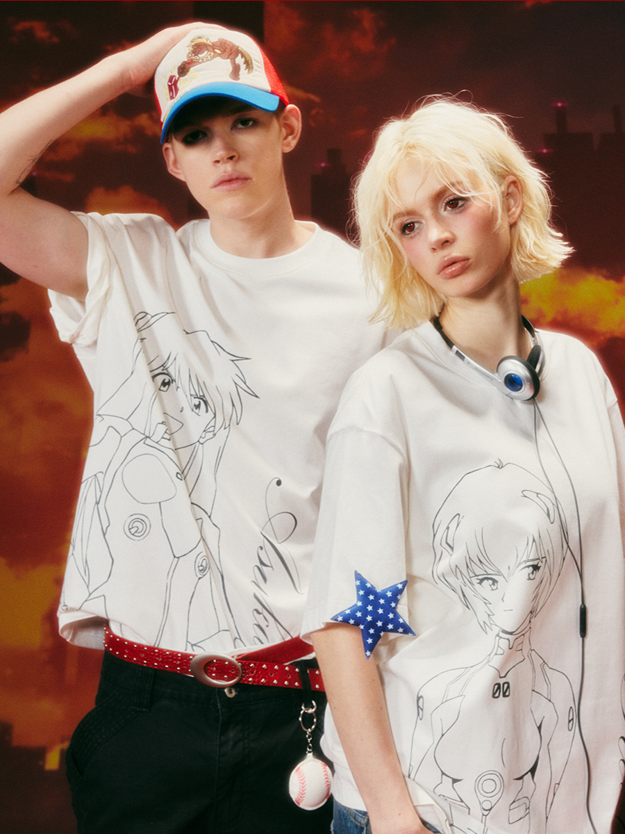 Water-Based Line-Art Graphic T-Shirt