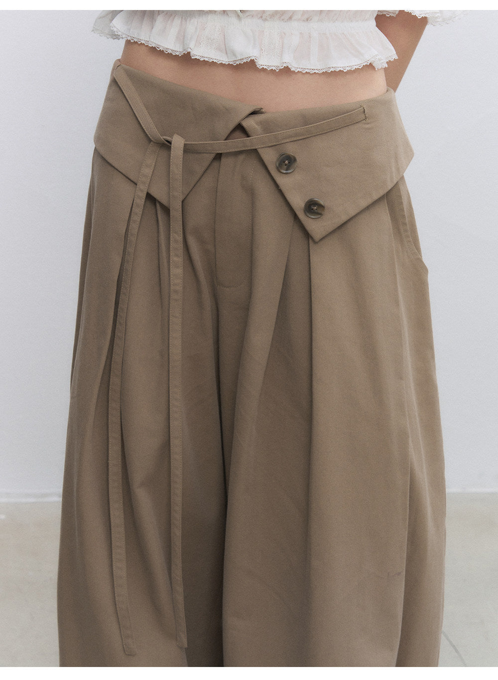 Lyocell Pleated Wide-Leg Trousers