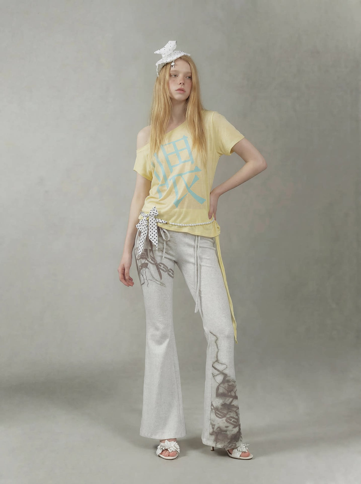 印花抽褶喇叭裤
