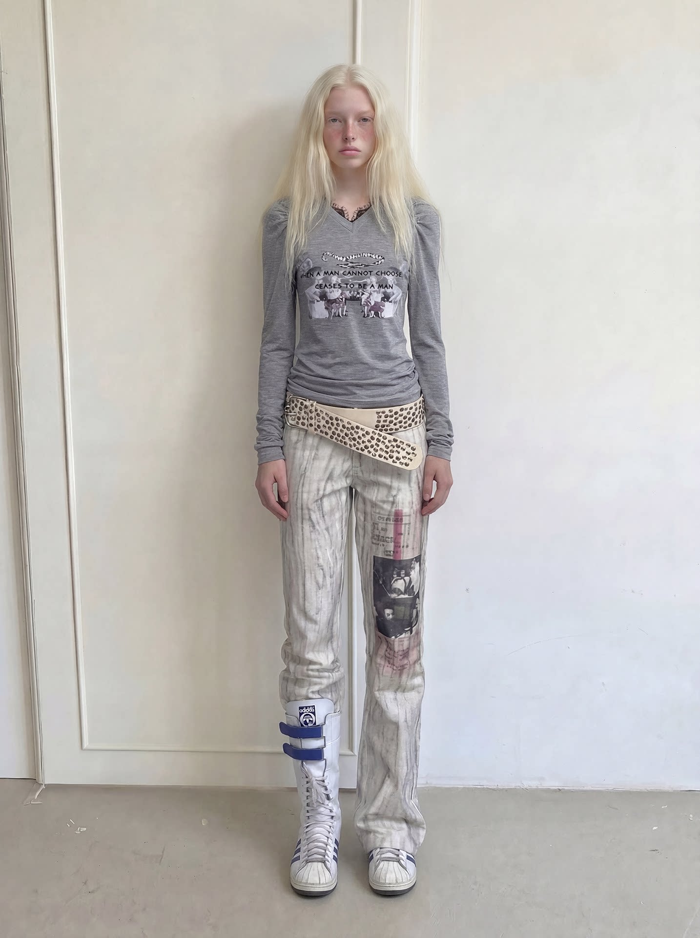 Washed Flared Low-Rise Jeans