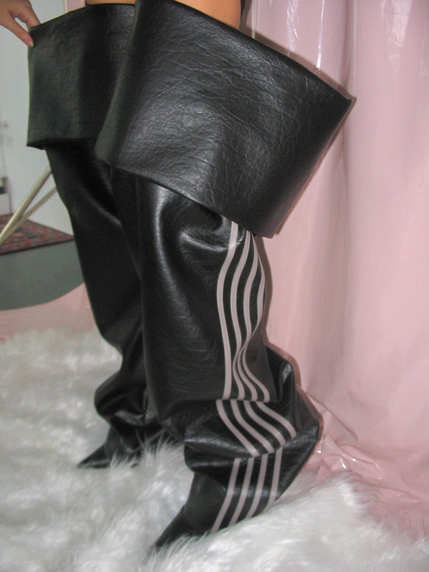 Oversized Leather Leg Harness