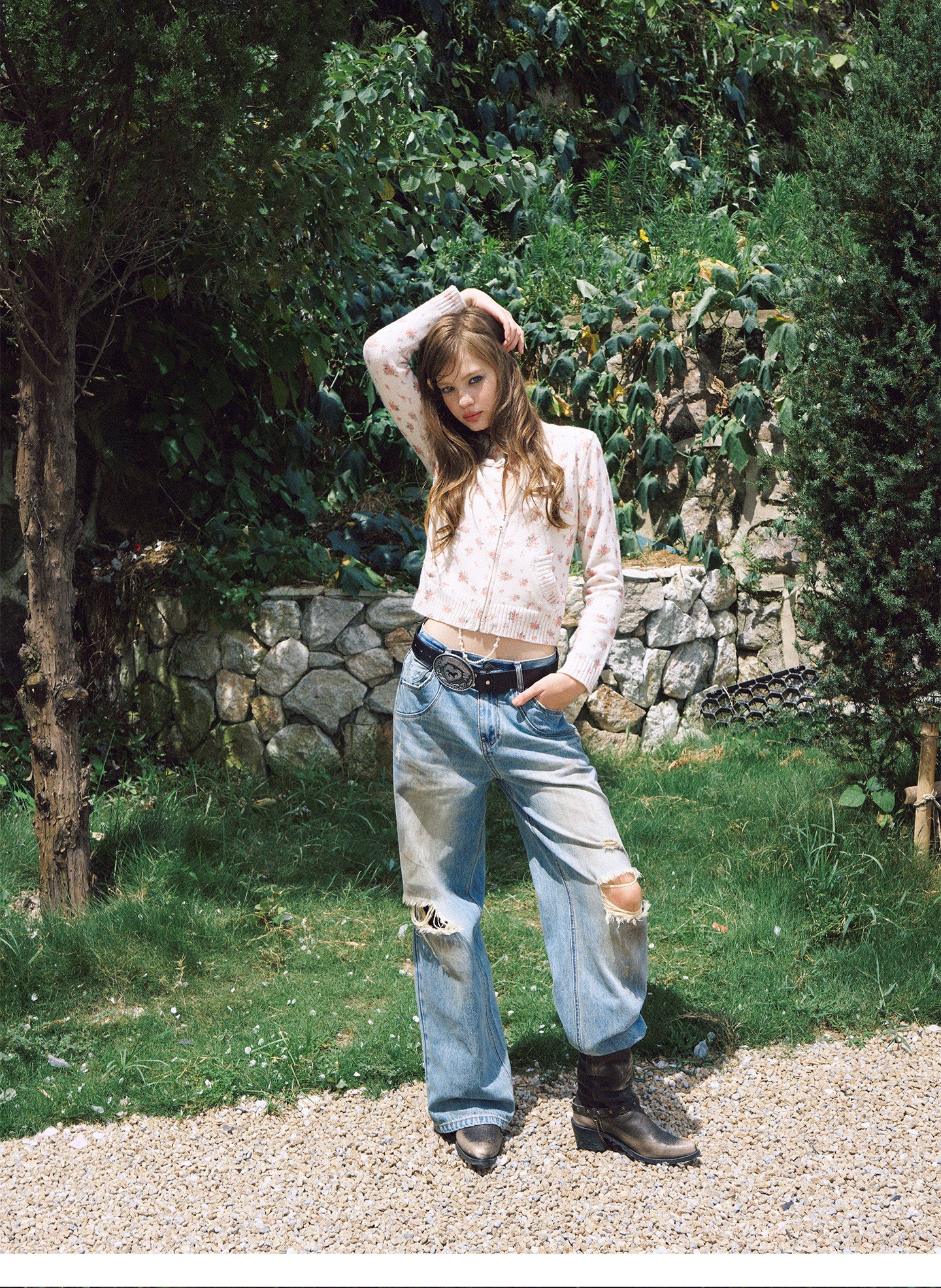 Washed Wide-Leg Ripped Jeans