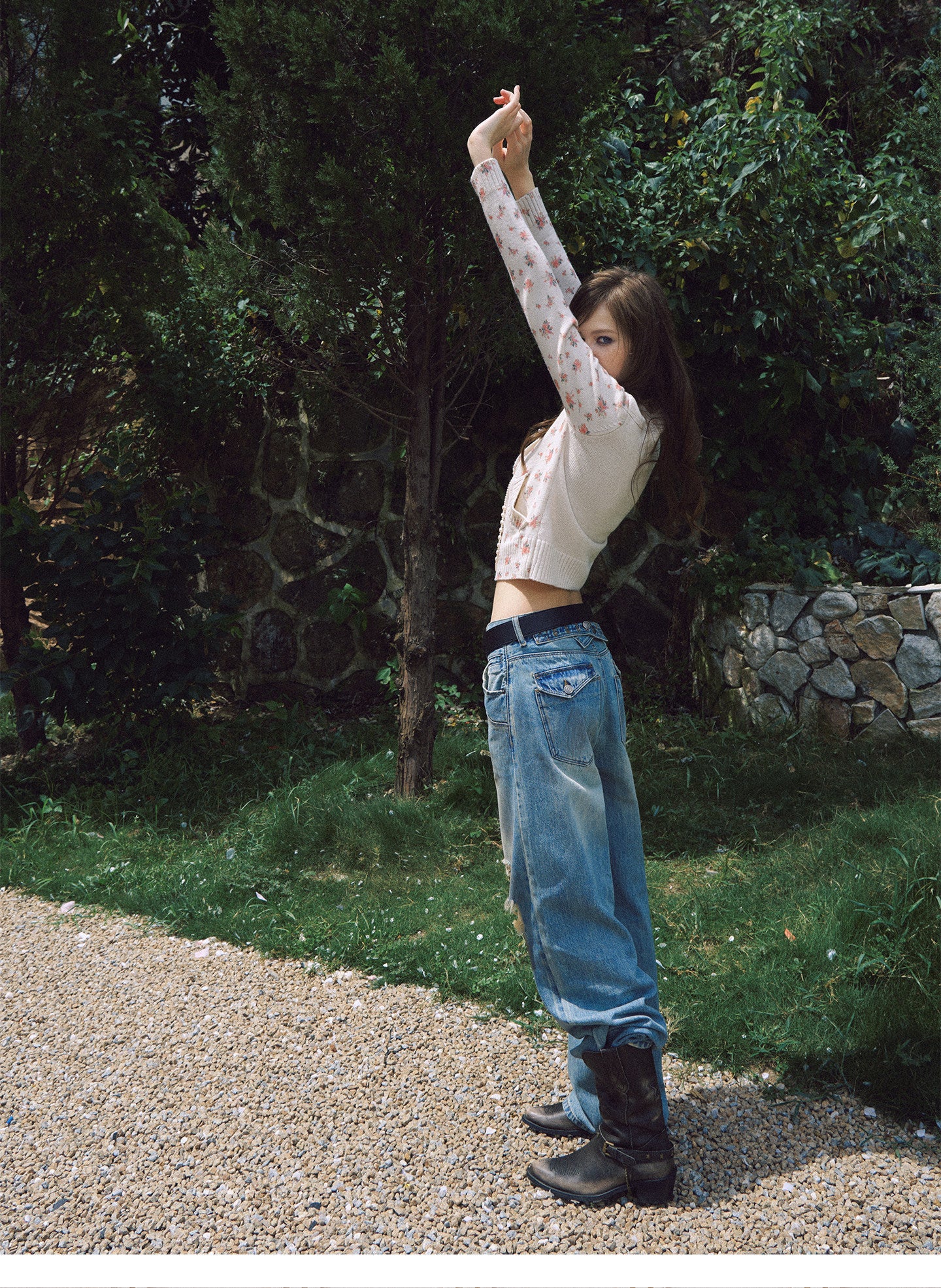 Washed Wide-Leg Ripped Jeans