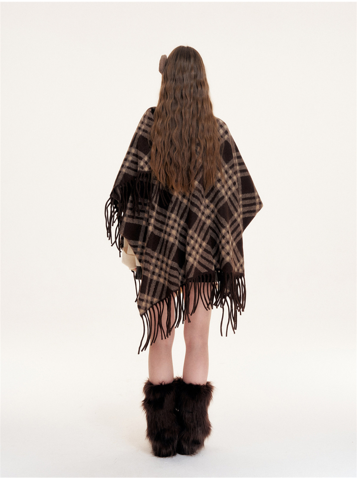 Fleece Checked Fringe Poncho