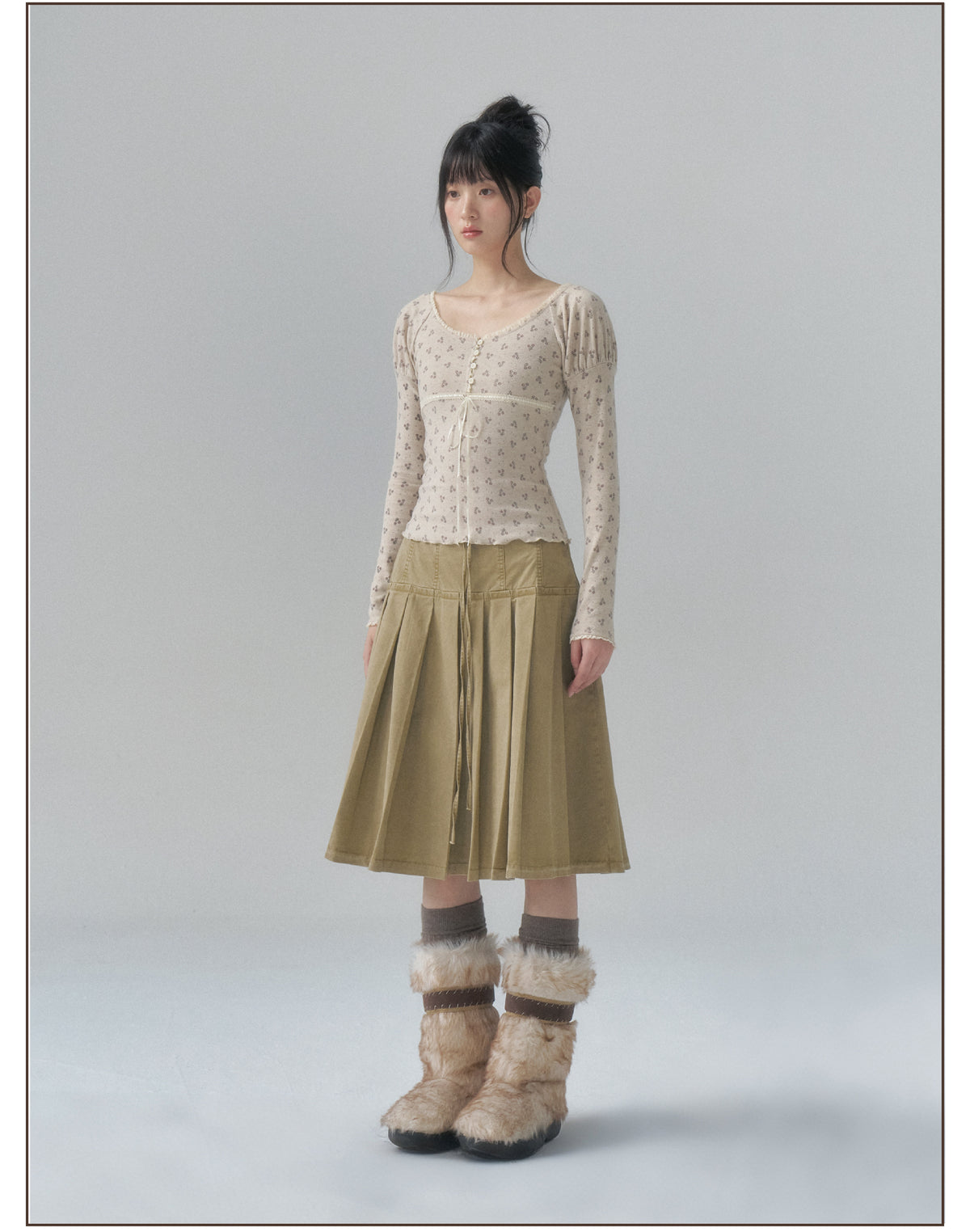 Floral Trim Fitted Top