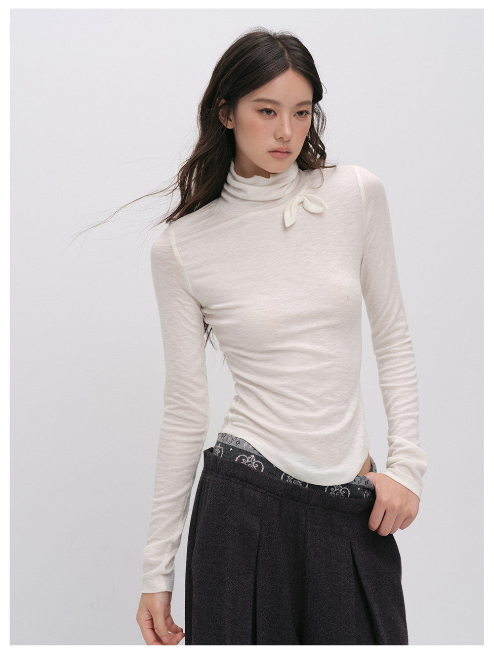 Lyocell Bow High-Neck T-Shirt