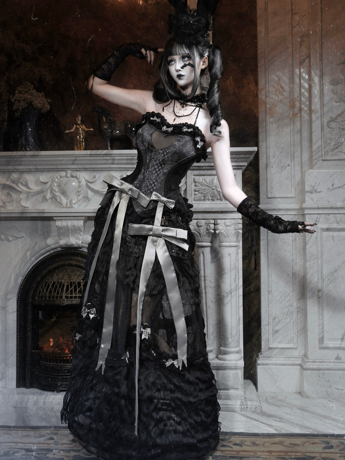 Gothic Heart Fishbone Corset