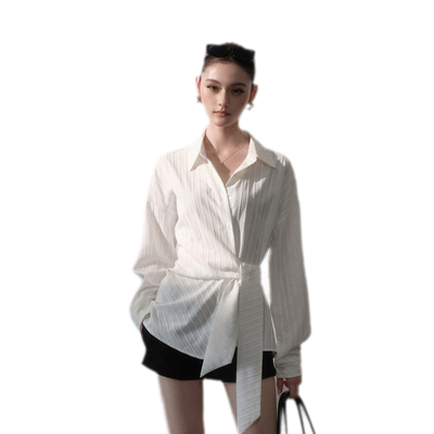 White / S