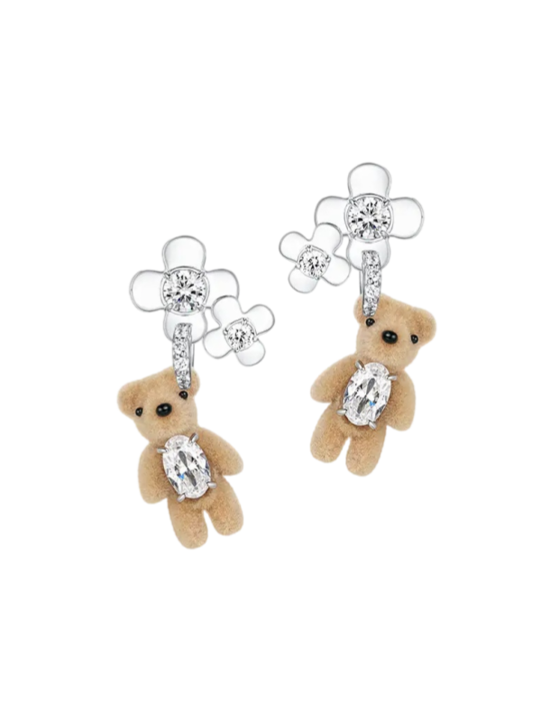 Floral Bear Pearl Necklace