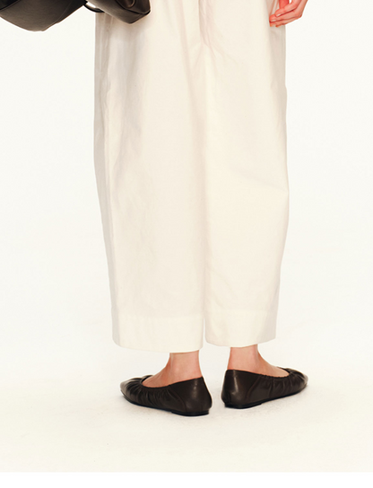 Plissierte Ballerinas aus Lammleder mit eckiger Zehenpartie