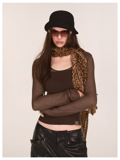 Top in maglia trasparente con scollo a V in Tencel