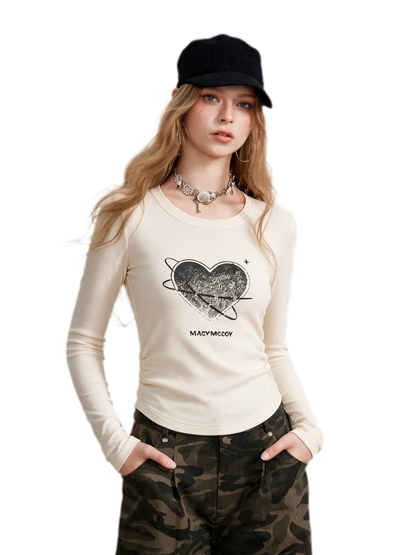 T-shirt ajusté à manches longues avec cœur en strass