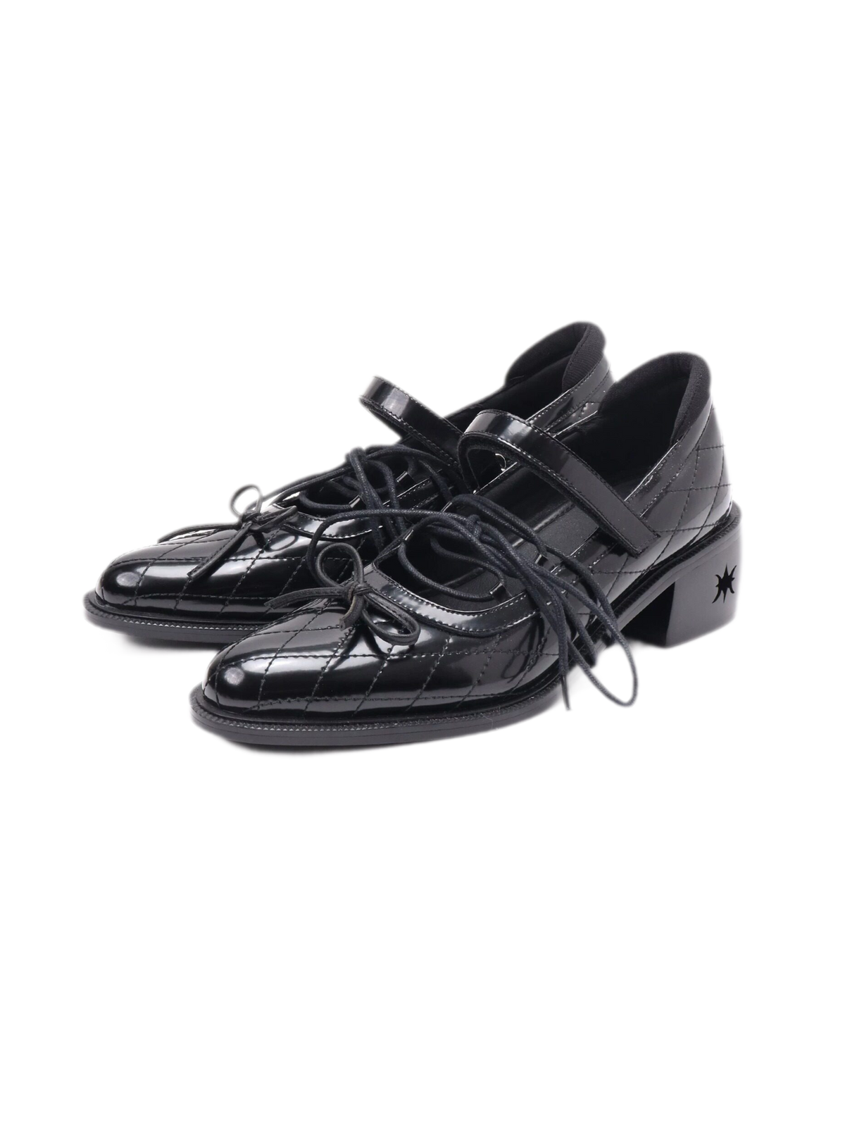 Zapatos Mary Jane acolchados con cordones