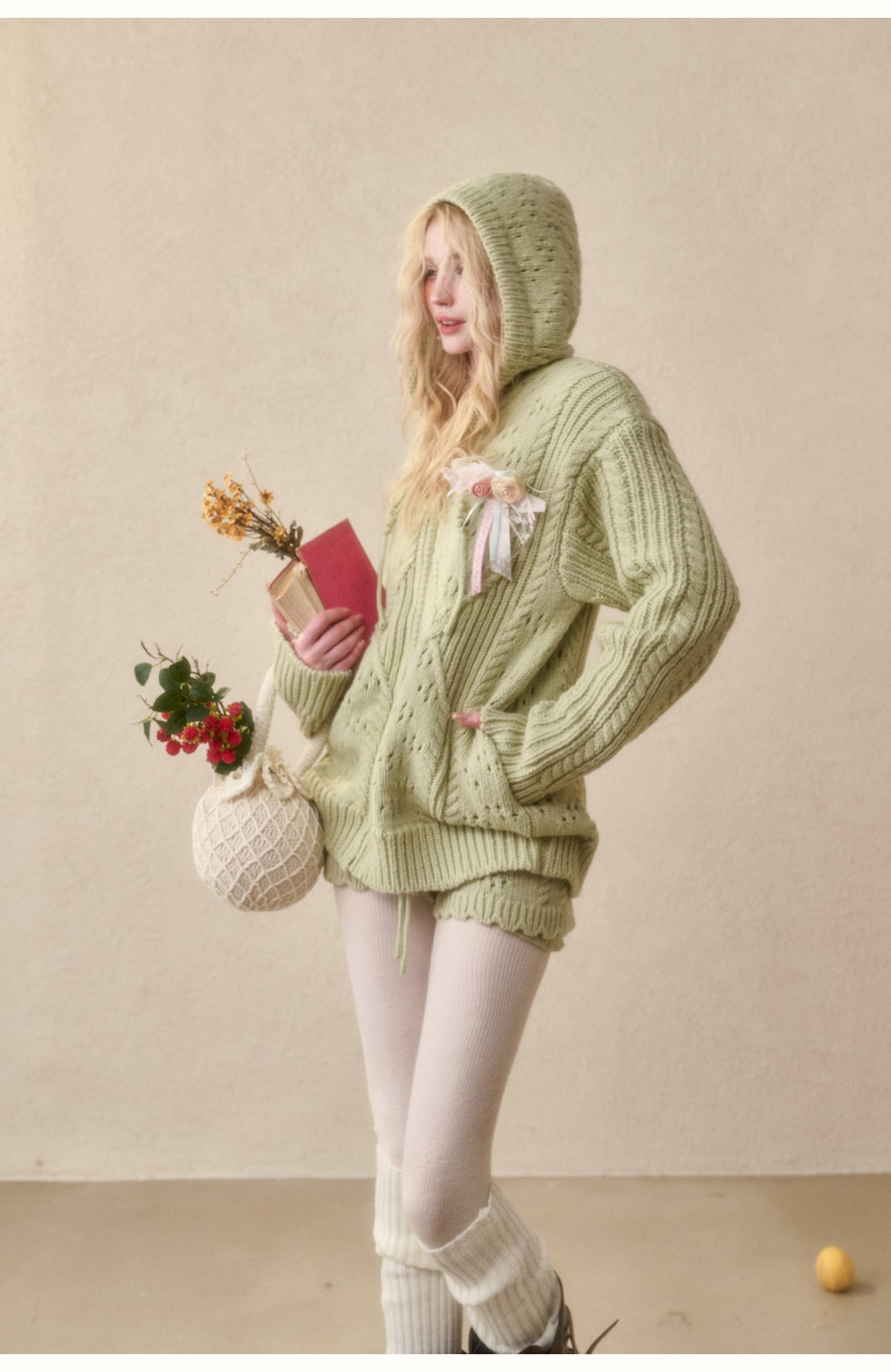 Completo con cappuccio in maglia a trecce — Carica immagine 12 in vista galleria