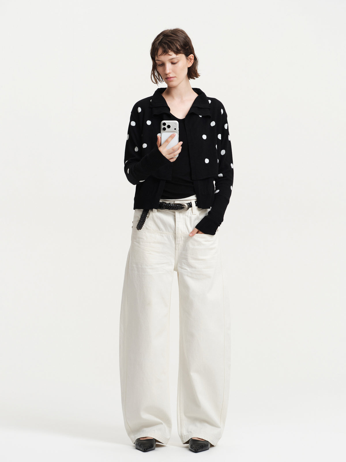 Cardigan in maglia drappeggiato a pois — Carica immagine 10 in vista galleria