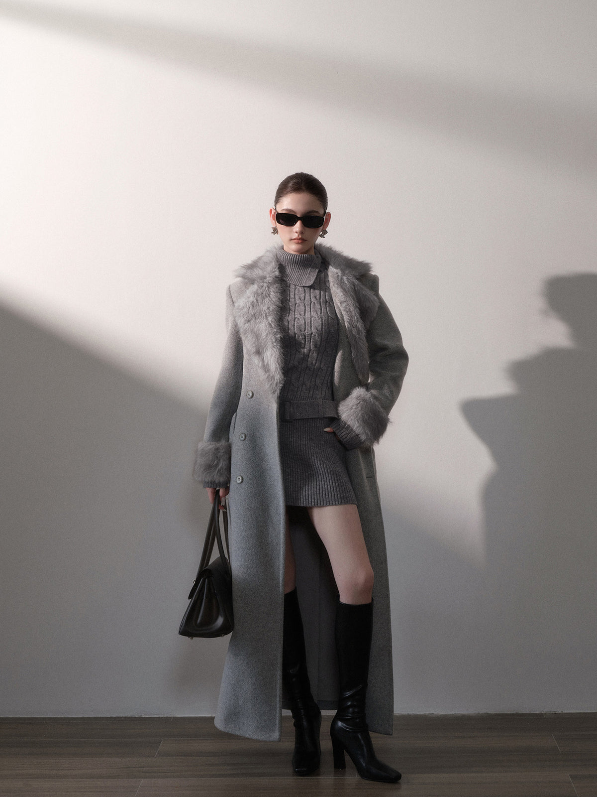 Robe ajustée à col roulé en maille torsadée