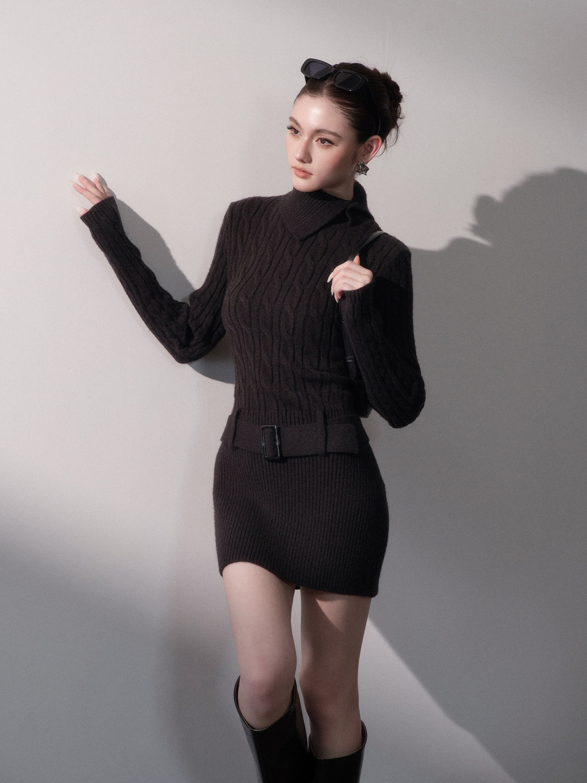 Robe ajustée à col roulé en maille torsadée — Charger l'image 11 dans la vue galerie