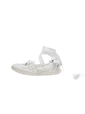 White / 35