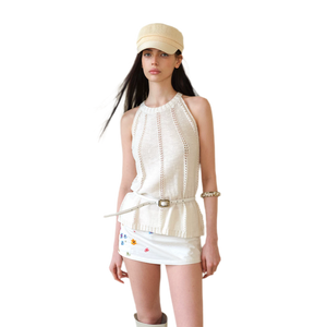 White (Pre-sale) / S