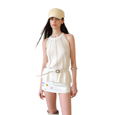 White (Pre-sale) / S