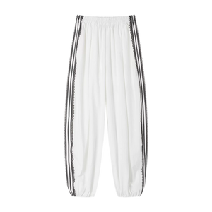 White (Pre-order) / S