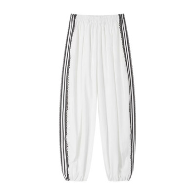 White (Pre-order) / S