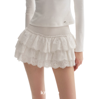 White / S