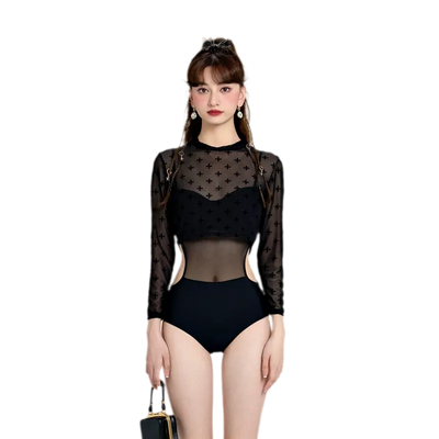 Black / M